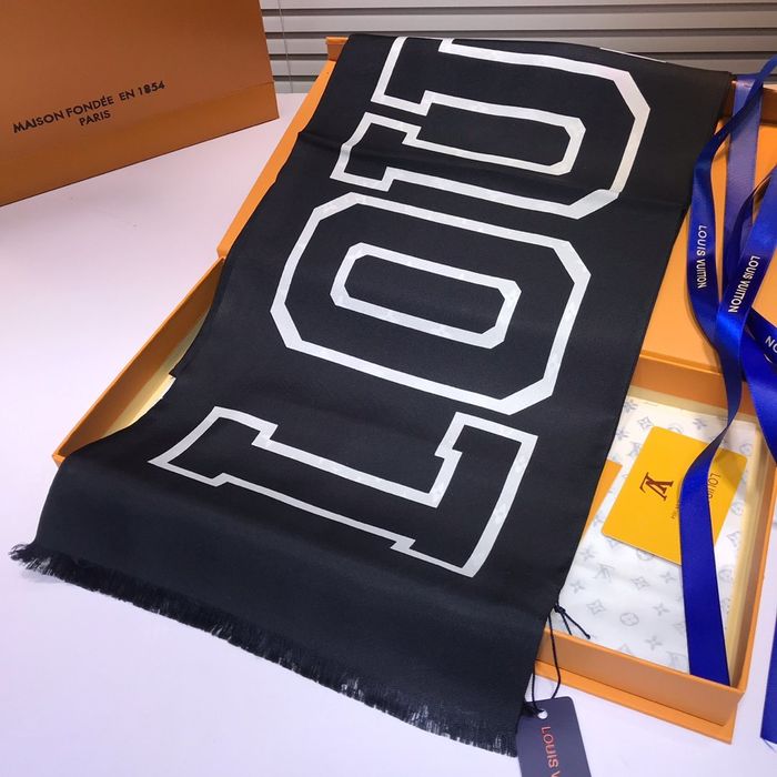 Louis Vuitton Scarf LVS00015